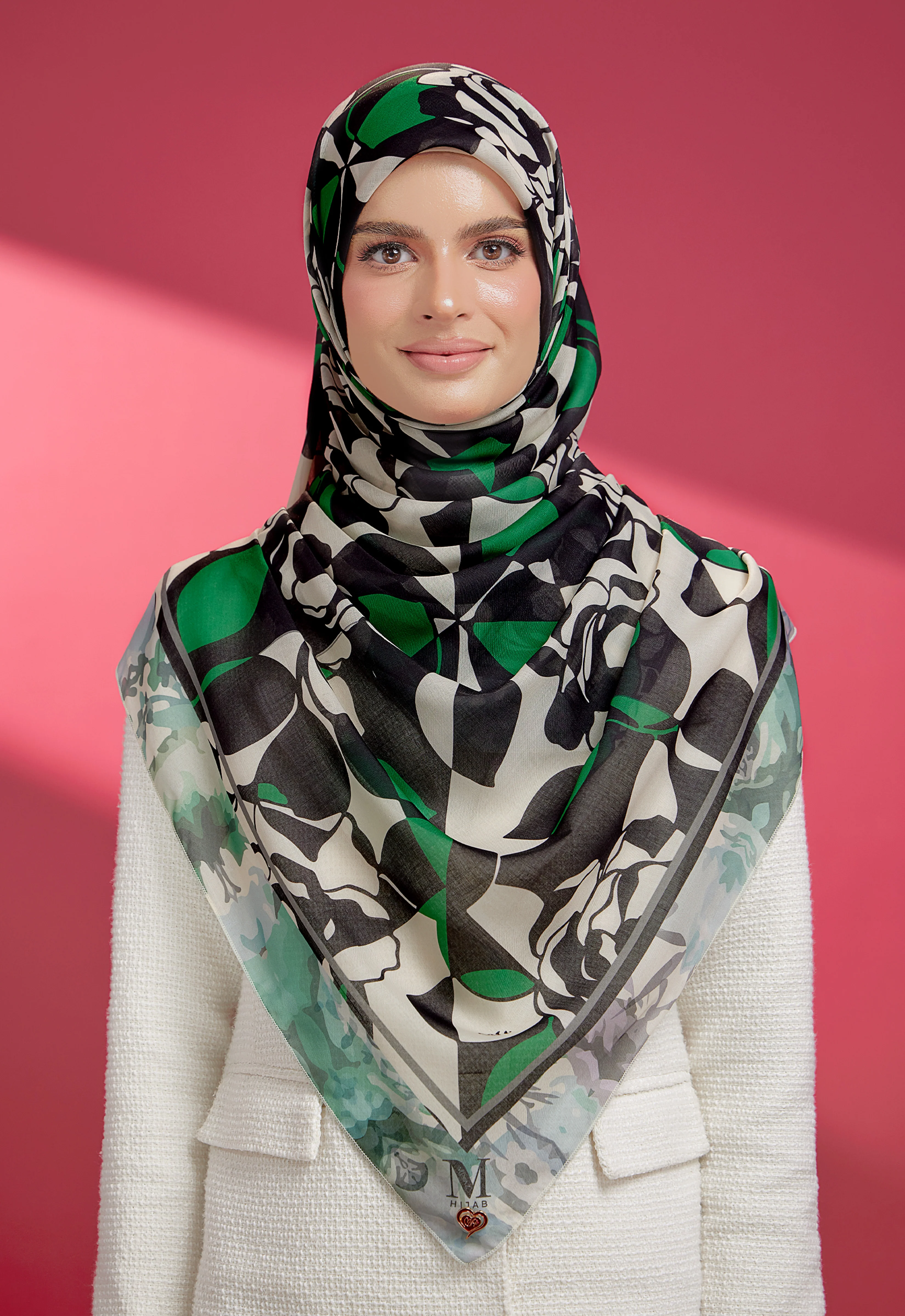 JULIA - Image 4